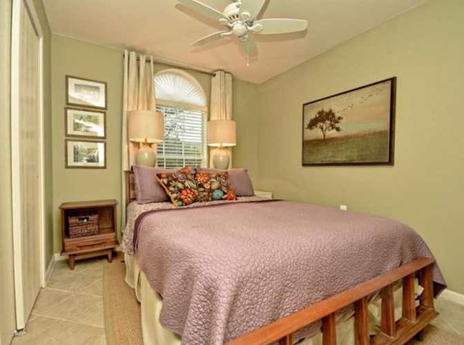 Esther's room