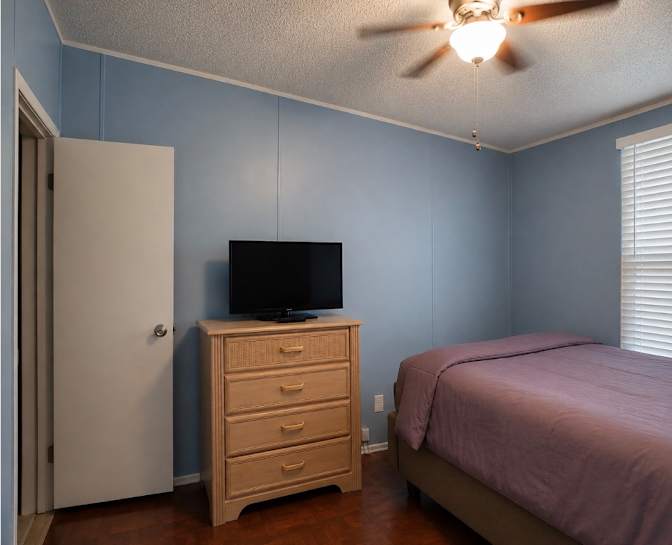 Cathey Rafaela's room
