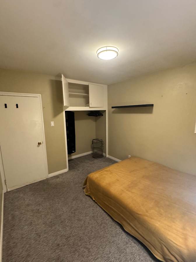 Tony's room