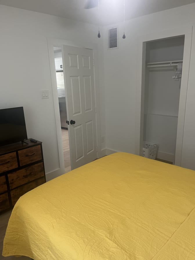 Renold's room