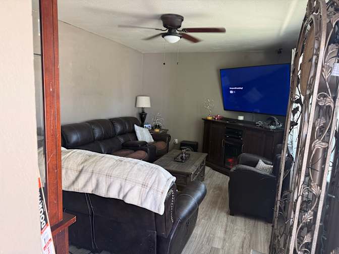 Kiersten Knapp's room