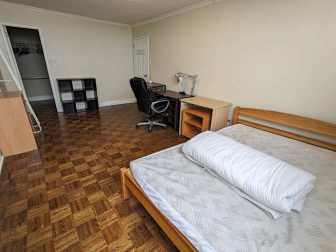 Al's room