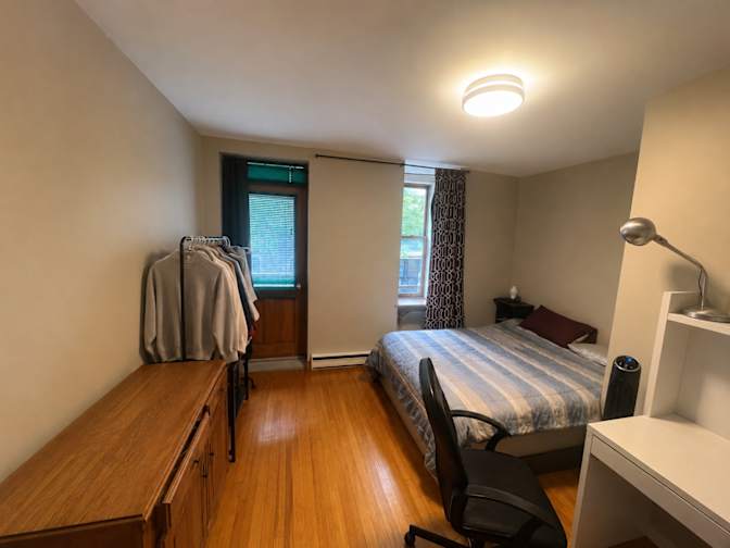 Luke's room