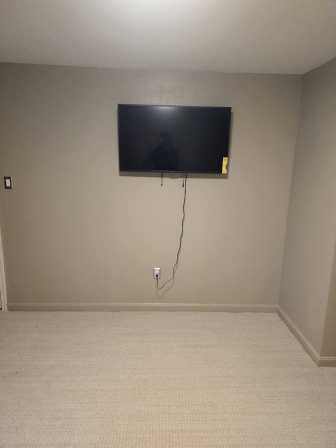 Enrique's room