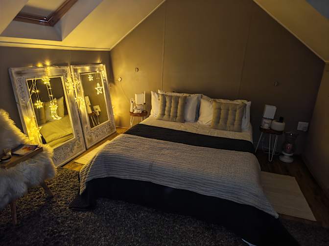 Madelein Livanos's room