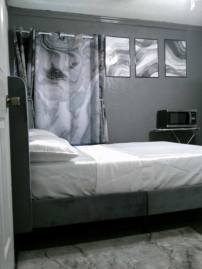 Charles pointer's room