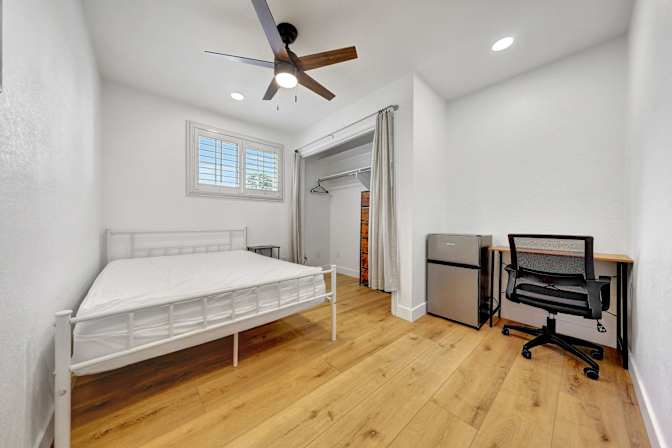 PadSplit's room