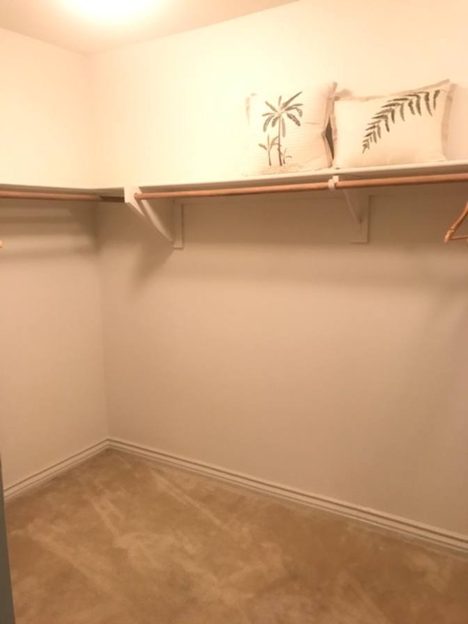 Joy’s  Rentals's room