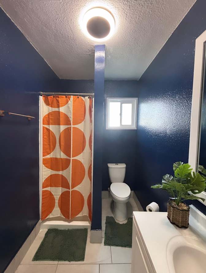 Daisy Gallegos's room