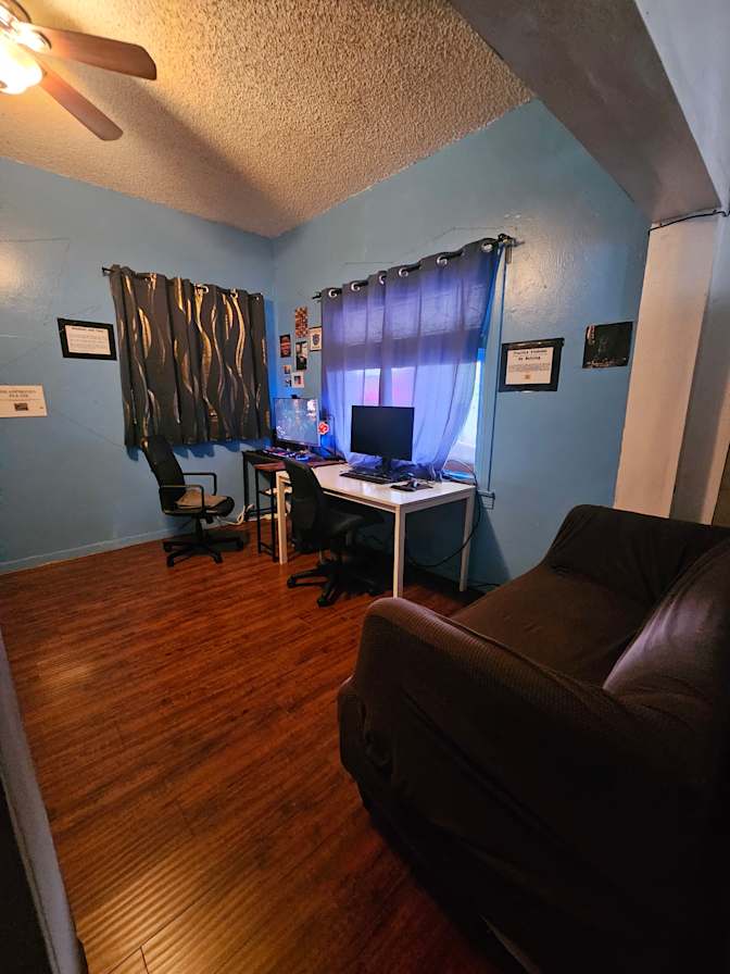 Geoffrey's room