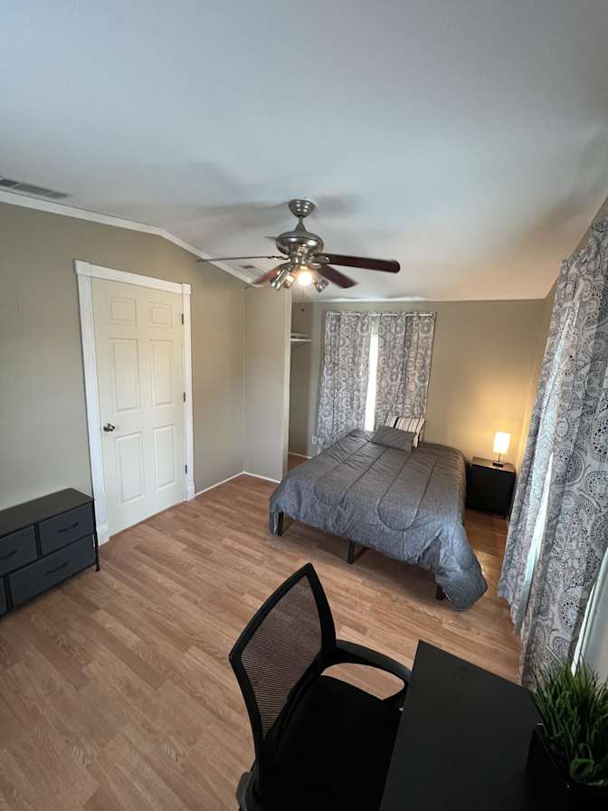 PadSplit's room