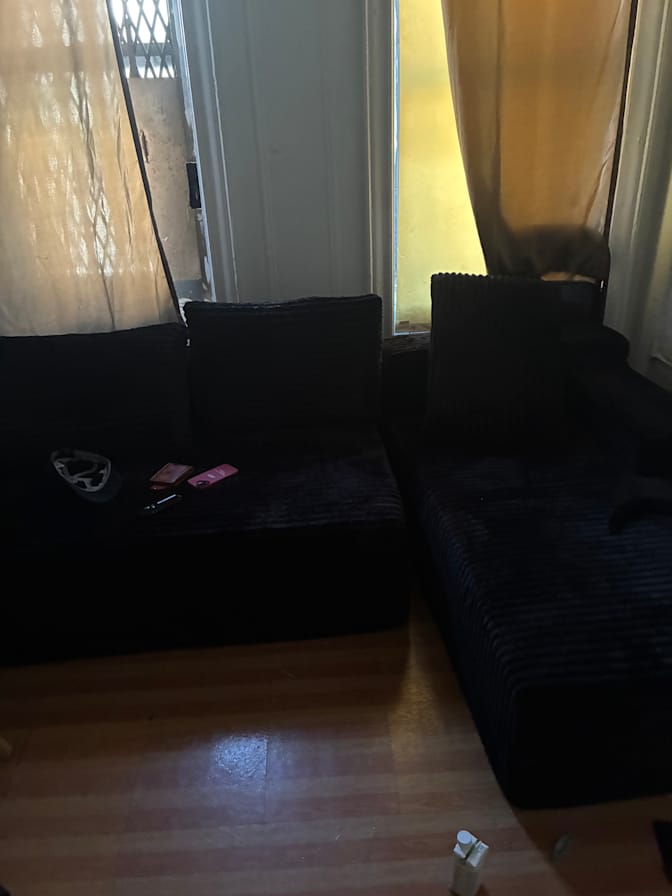 Barry Thomas's room