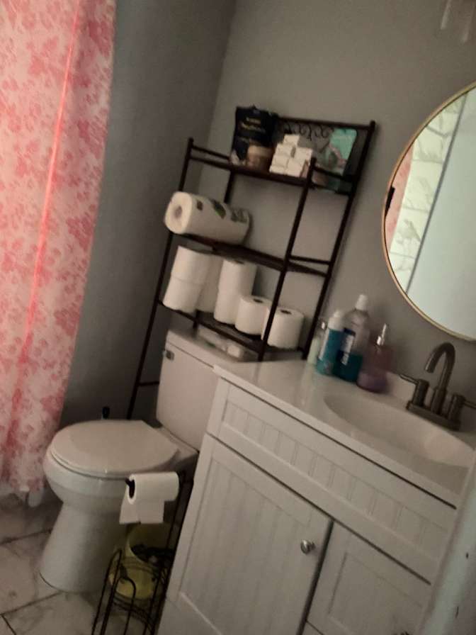 Kasandra's room