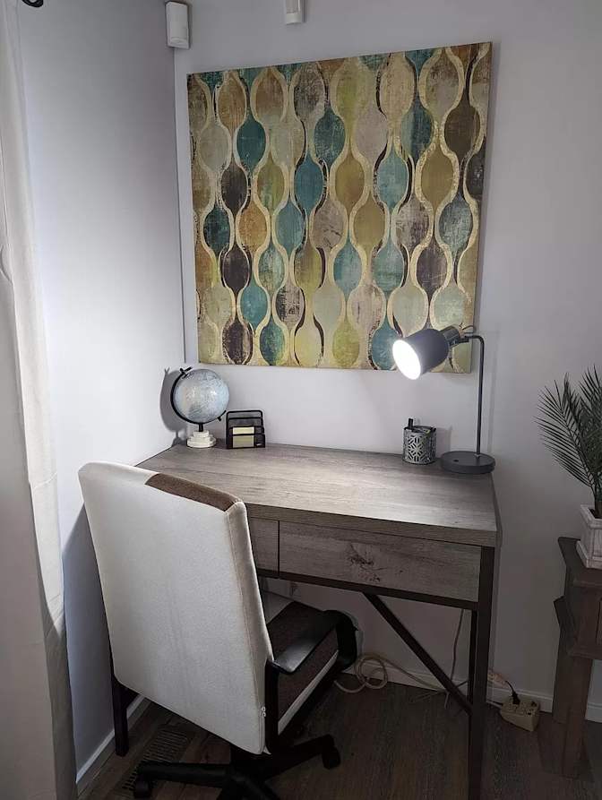 Alcove Rooms's room