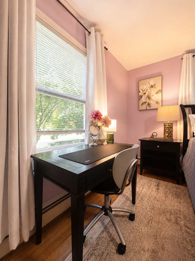 Ava B's room