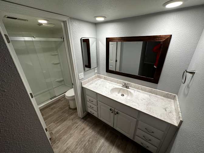 Oscar's room