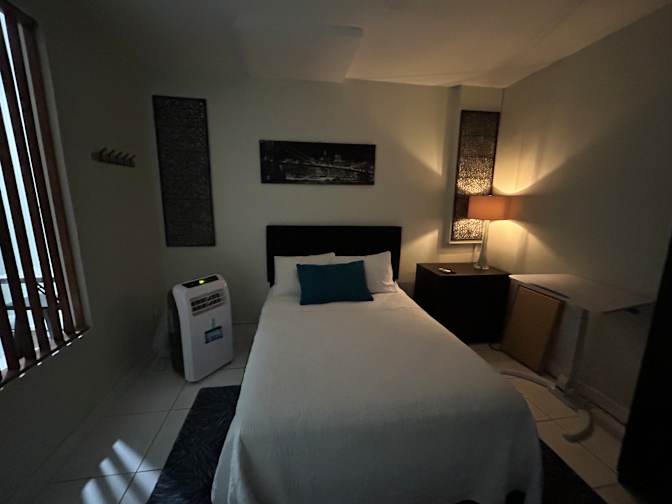 Kenia Adonis's room