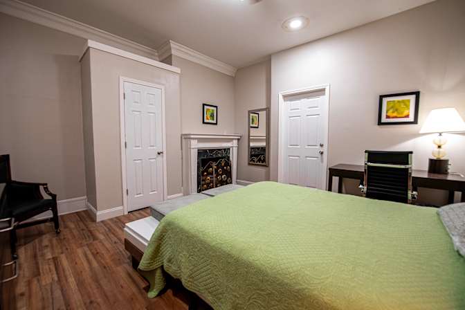 Everlene's room