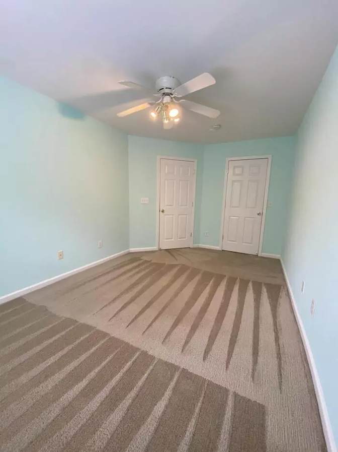 Alcove Rooms's room
