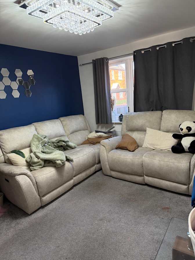 Rutuja's room