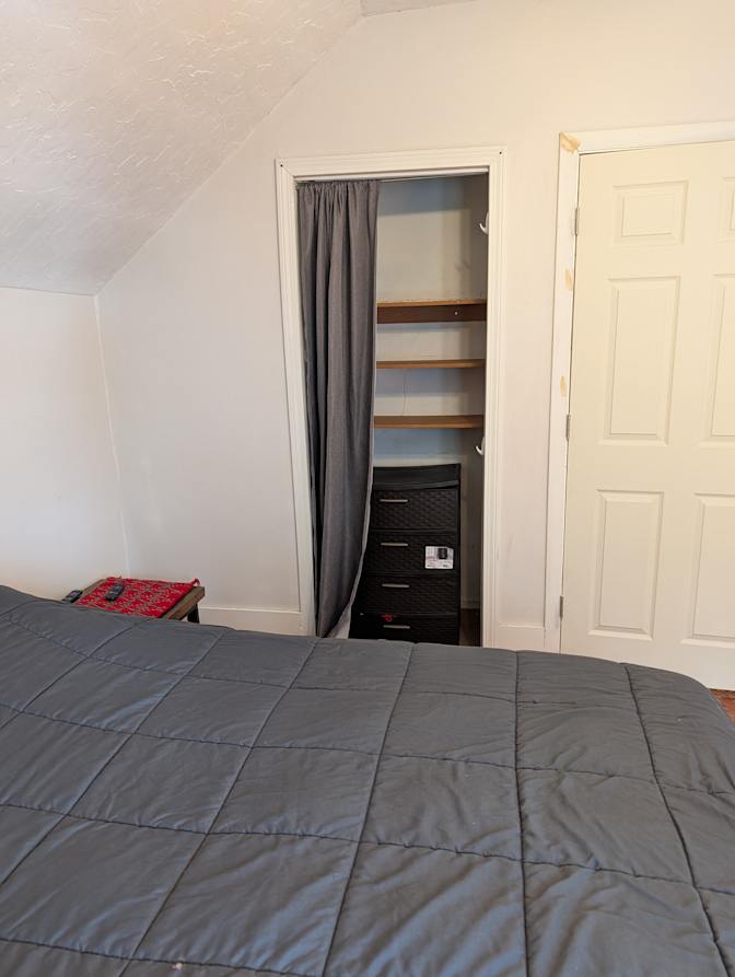 WENDY J MARRERO's room
