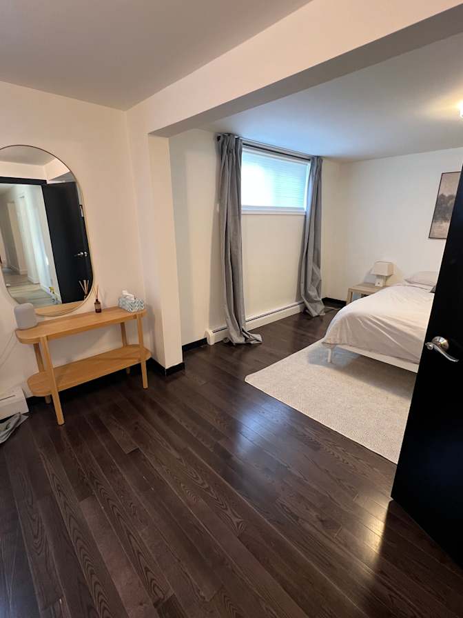 Tara's room