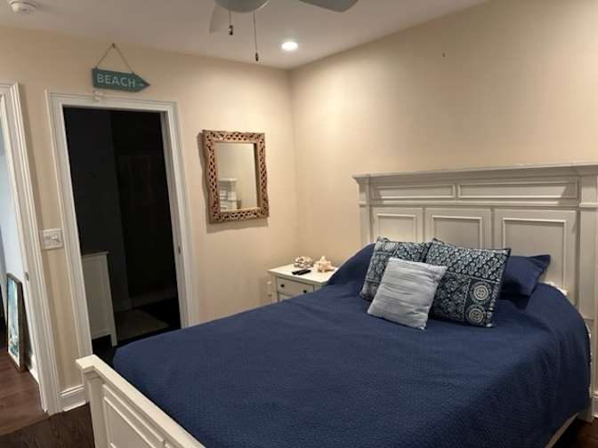 Tom's room