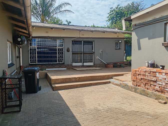 Gavin Mkhabela's room