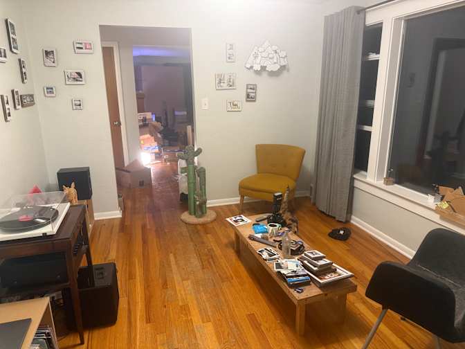 bill's room