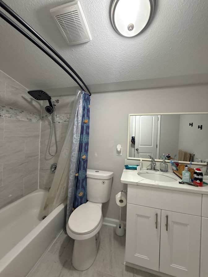 Idrissa's room