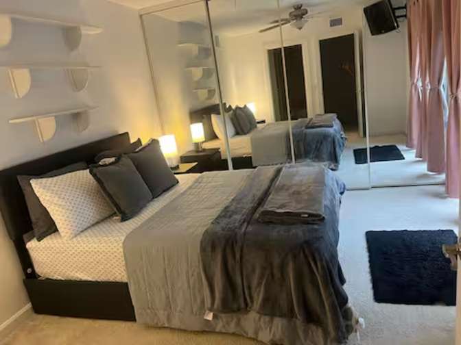 Jhonci's room