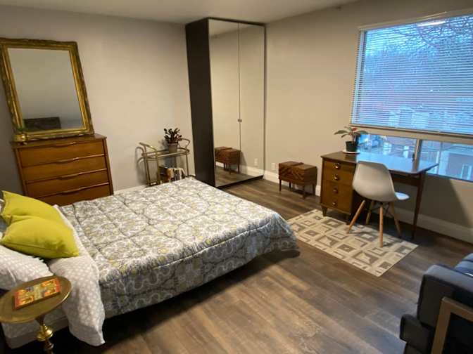 Madhav Kapoor's room