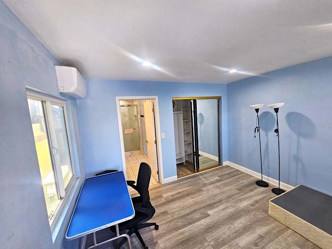 Preston Ellis Company's room
