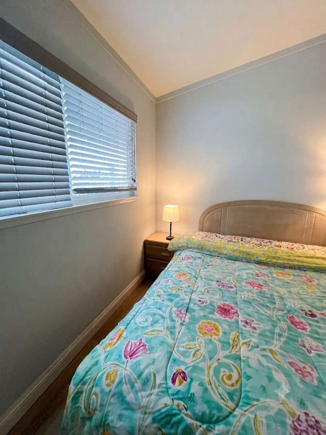 Irvine's room