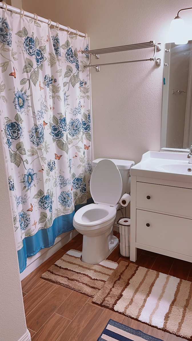 Bao's room
