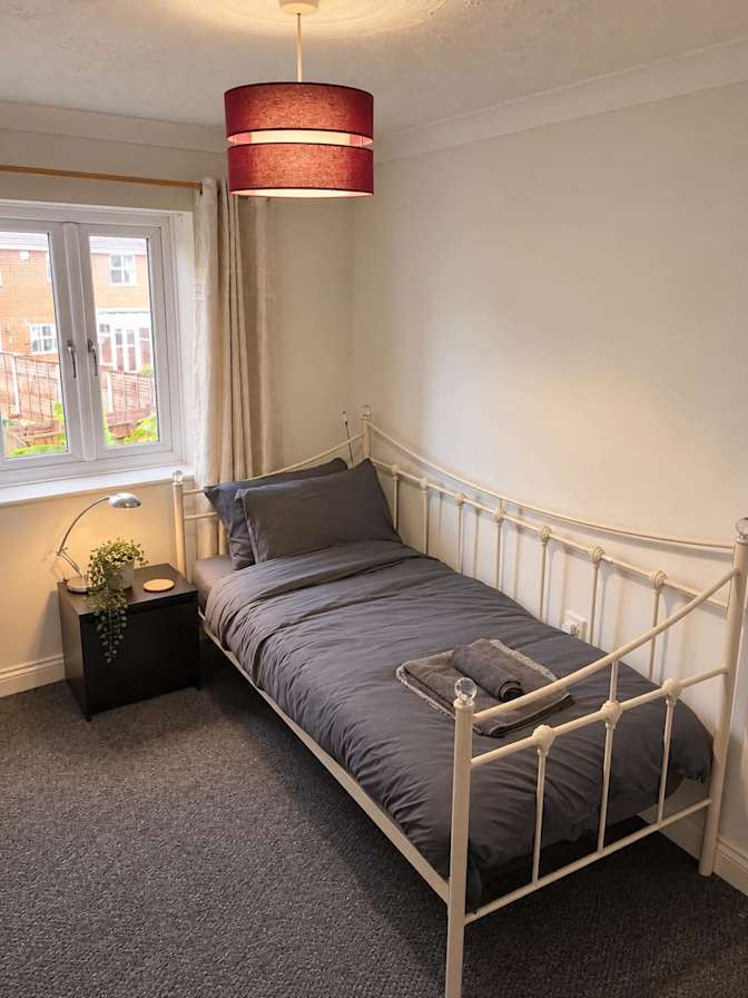 Lynda Kate Savill's room