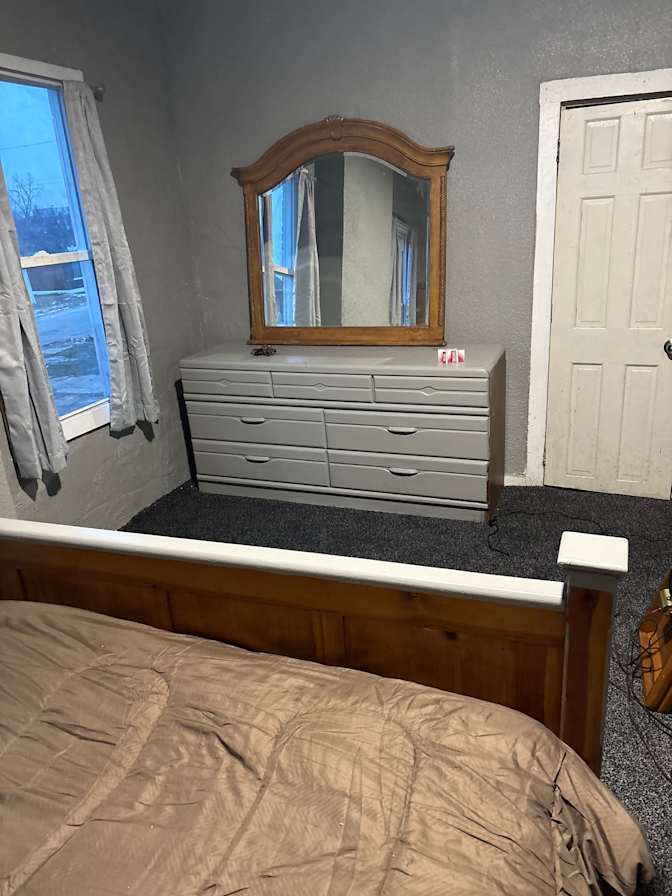 Gary's room
