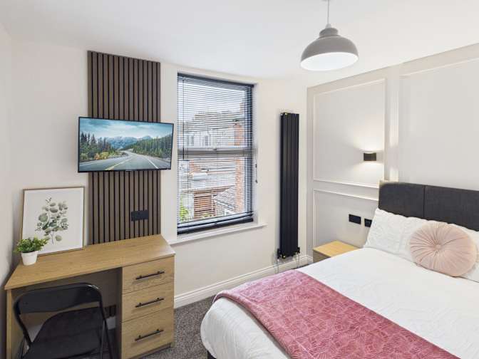 Andrew Marshall's room
