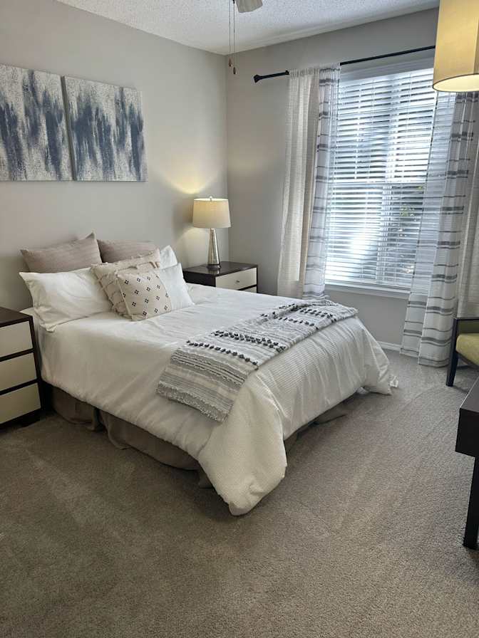 Ken's room
