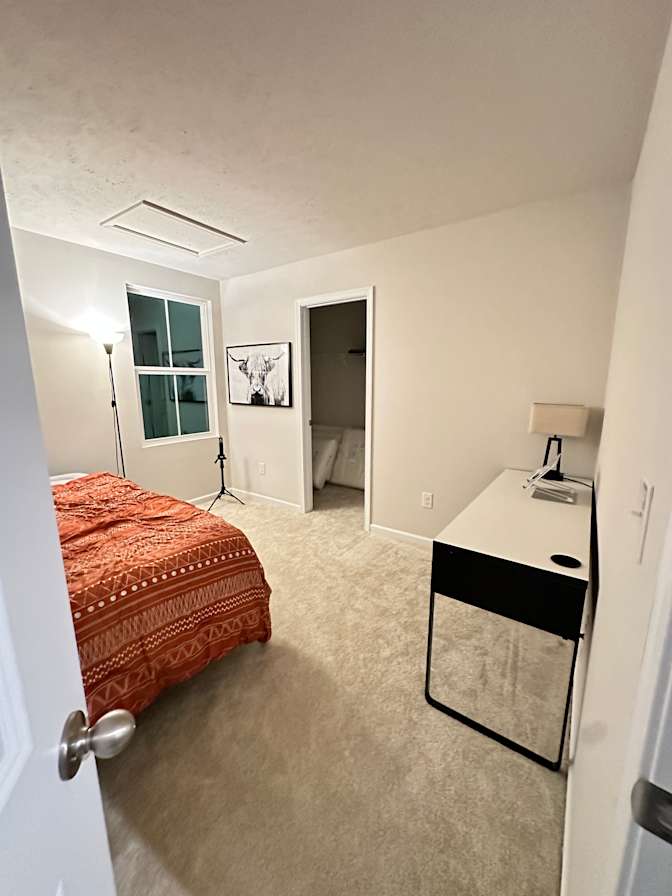 Mj's room