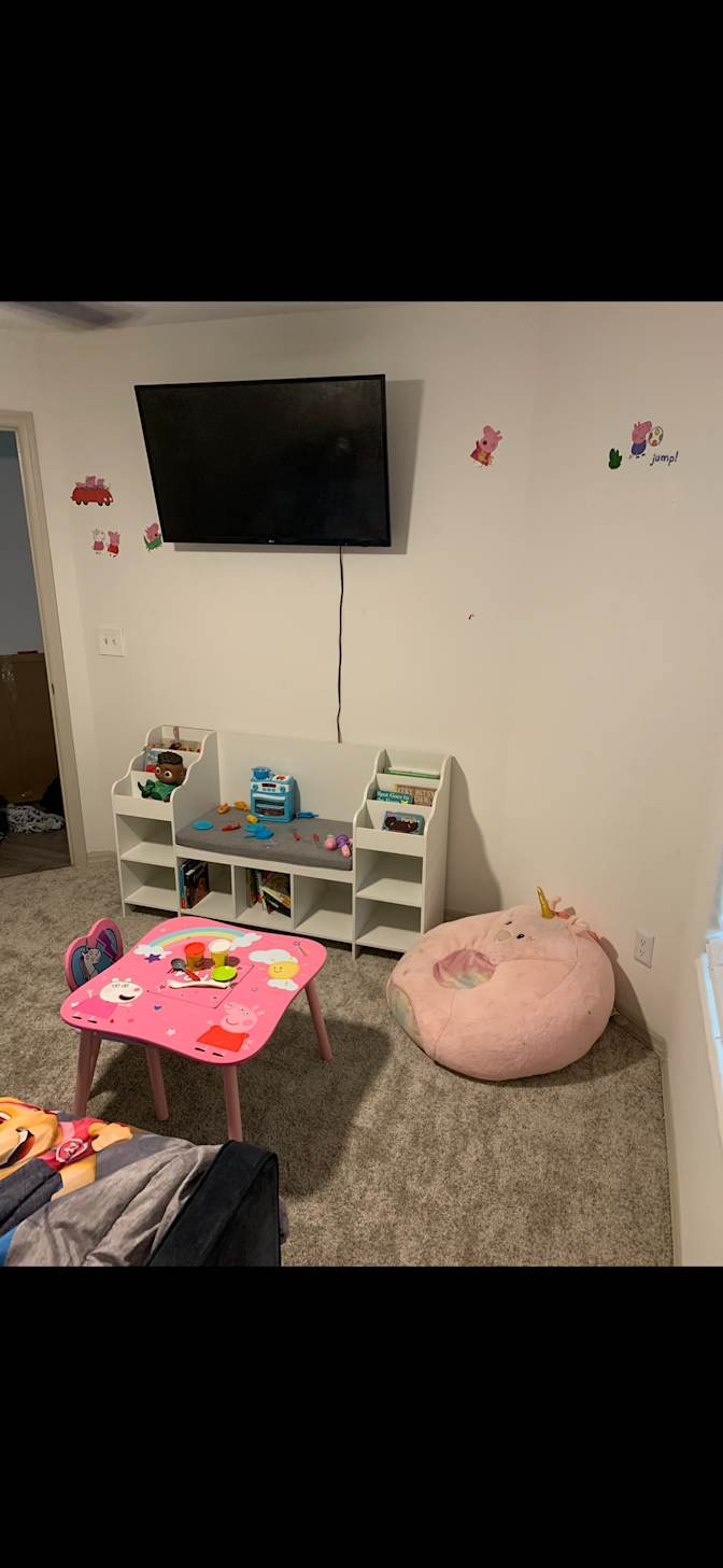 Paige Lee's room