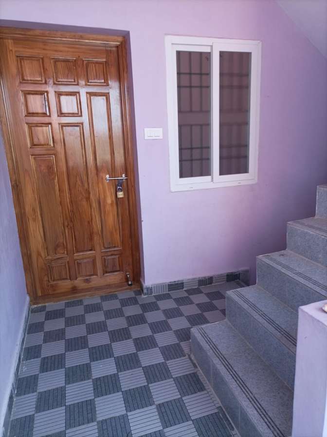 Nivi's room