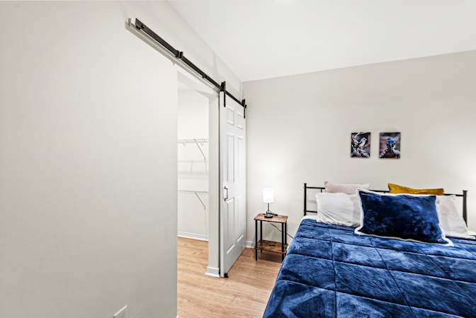 Joanna Salidis's room