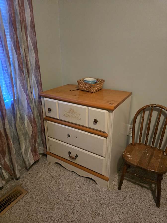 Glenn's room