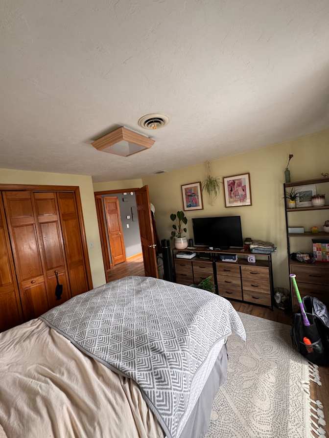 Milynda Mullen's room