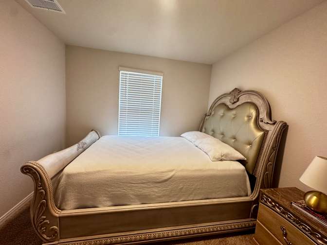 Resty's room