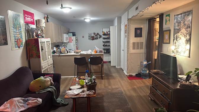 Jenny's room