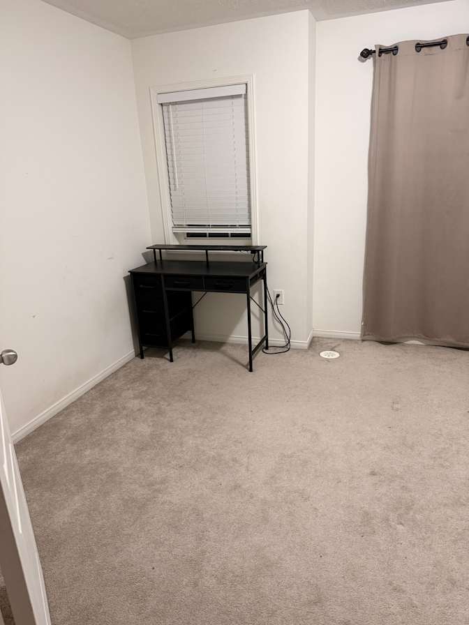 Sales man's room