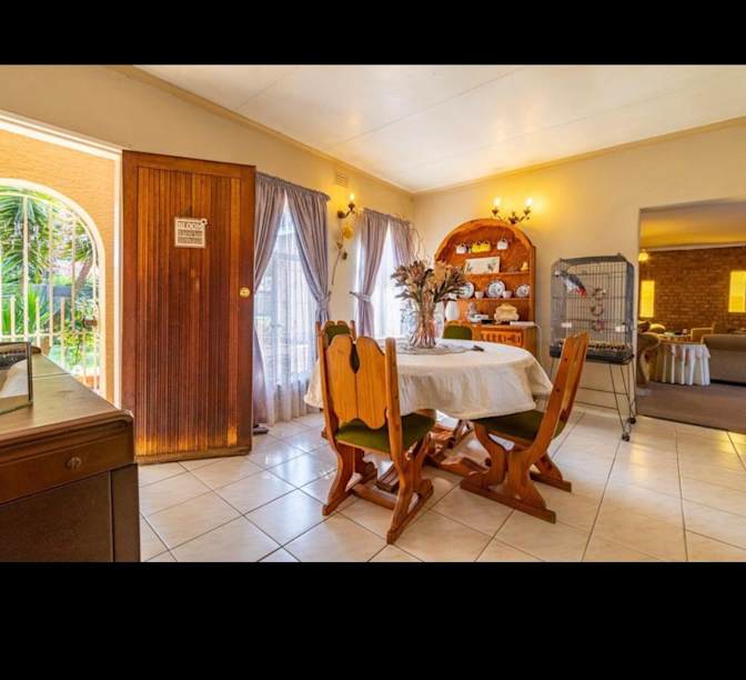Neliswa Ndlovu's room