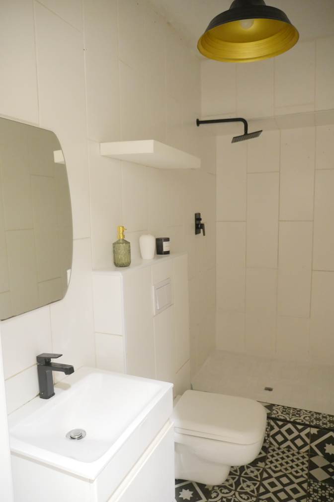 Luxurious Management Solutions's room